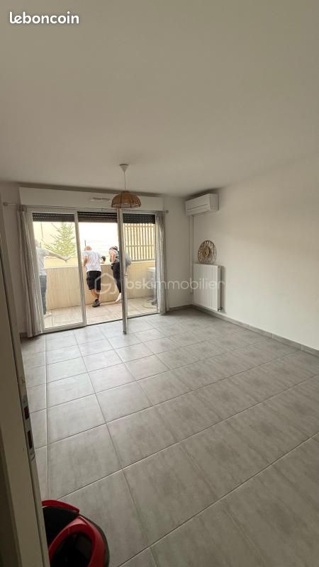 Appartement 2 pièces 45 m² · à La Roque-d'Anthéron · 45 m² · 820 €/mois