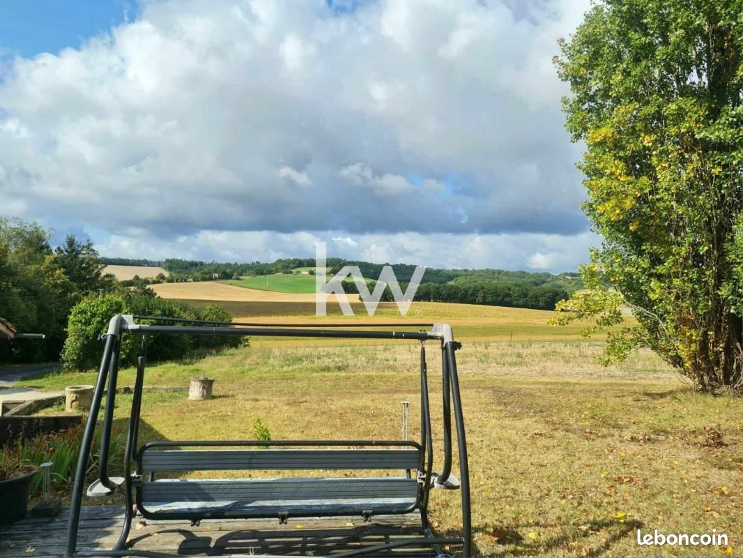 Propriété 13 pièces 362 m² - Châtignac 16480 (image principale 16)