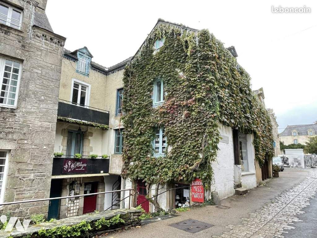 Immeuble 85 m² · à Rochefort-en-Terre · 85 m² · 592 800 €