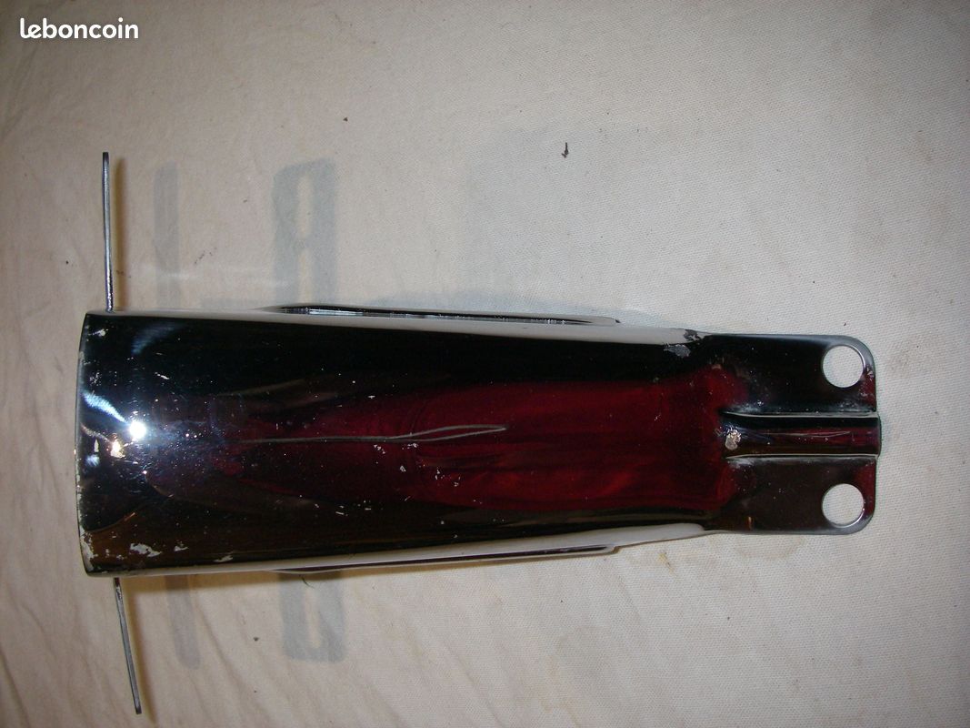 Support feux Arriére GT Suzuki (image 2)