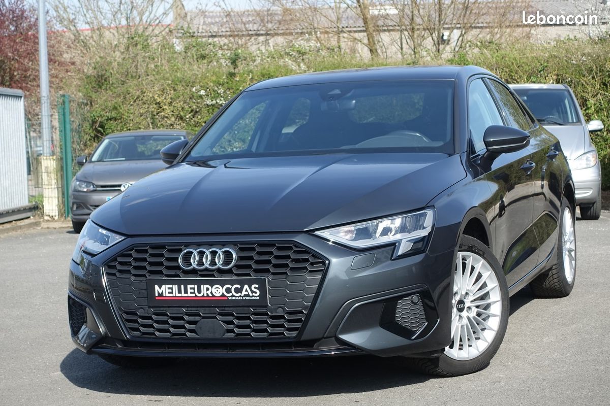 A3 Berline 30 Tfsi Virtual cockpit/Sièges sport chauffant/GPS Europe/Carplay/LED/1*Main/Garantie 12 Mois (image 1)