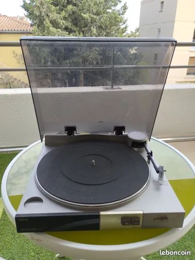 Platine Vinyle Akai AP-M459 - En L'état, Non Testée - Pour Restauration