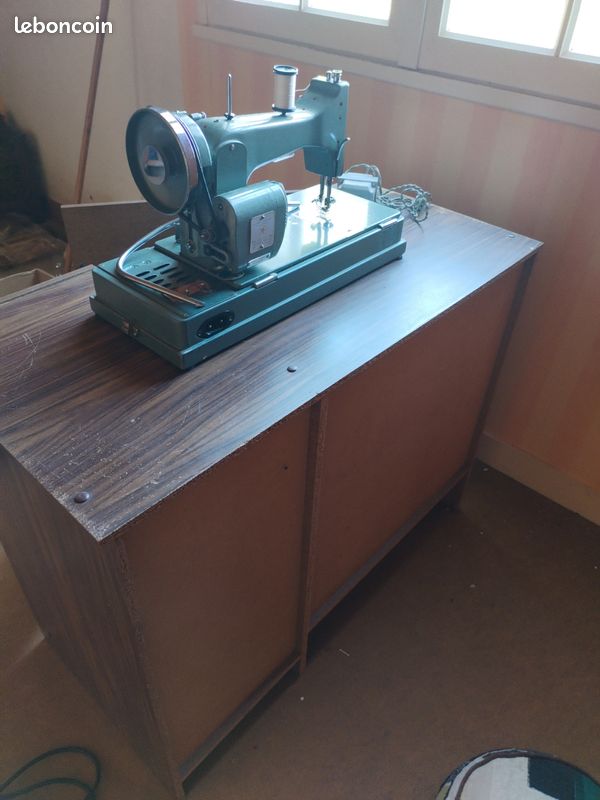 Machine à coudre (image 5)
