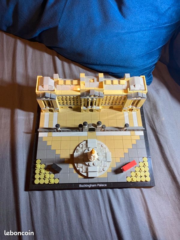 Lego architecture Buckingham Palace (image 3)