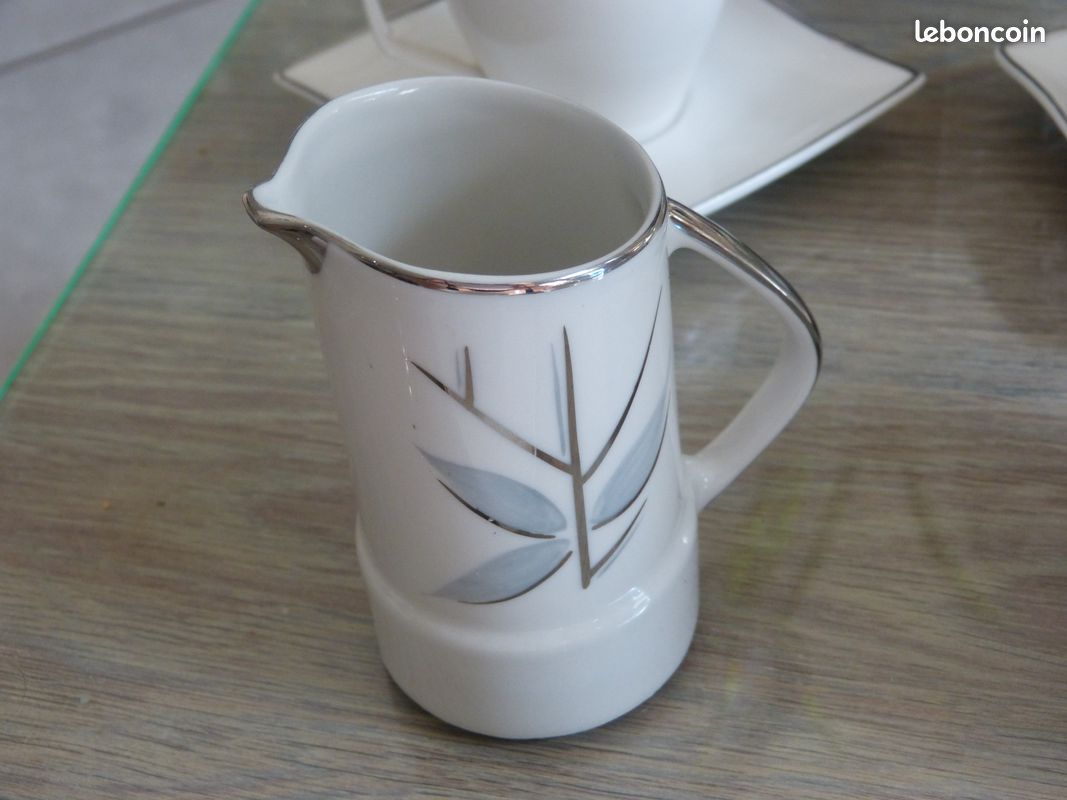 Service à café en porcelaine, 6 tasses et sous tasses (image 7)