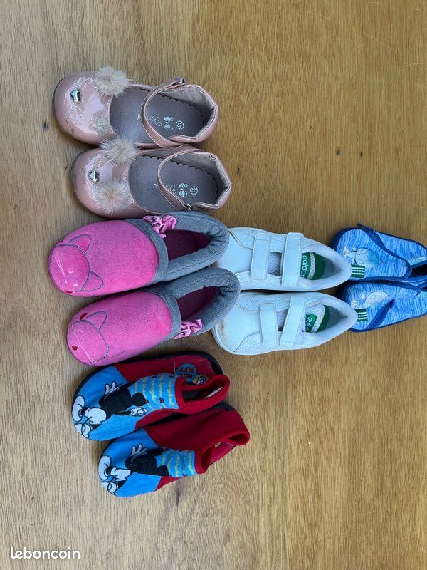 Leboncoin Chaussure Bebe Mickey Lot Chaussure Mixte Taille 20 à