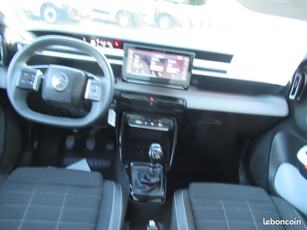 Citroen C3 1.2 TURBO 100CH MAX (image 3)