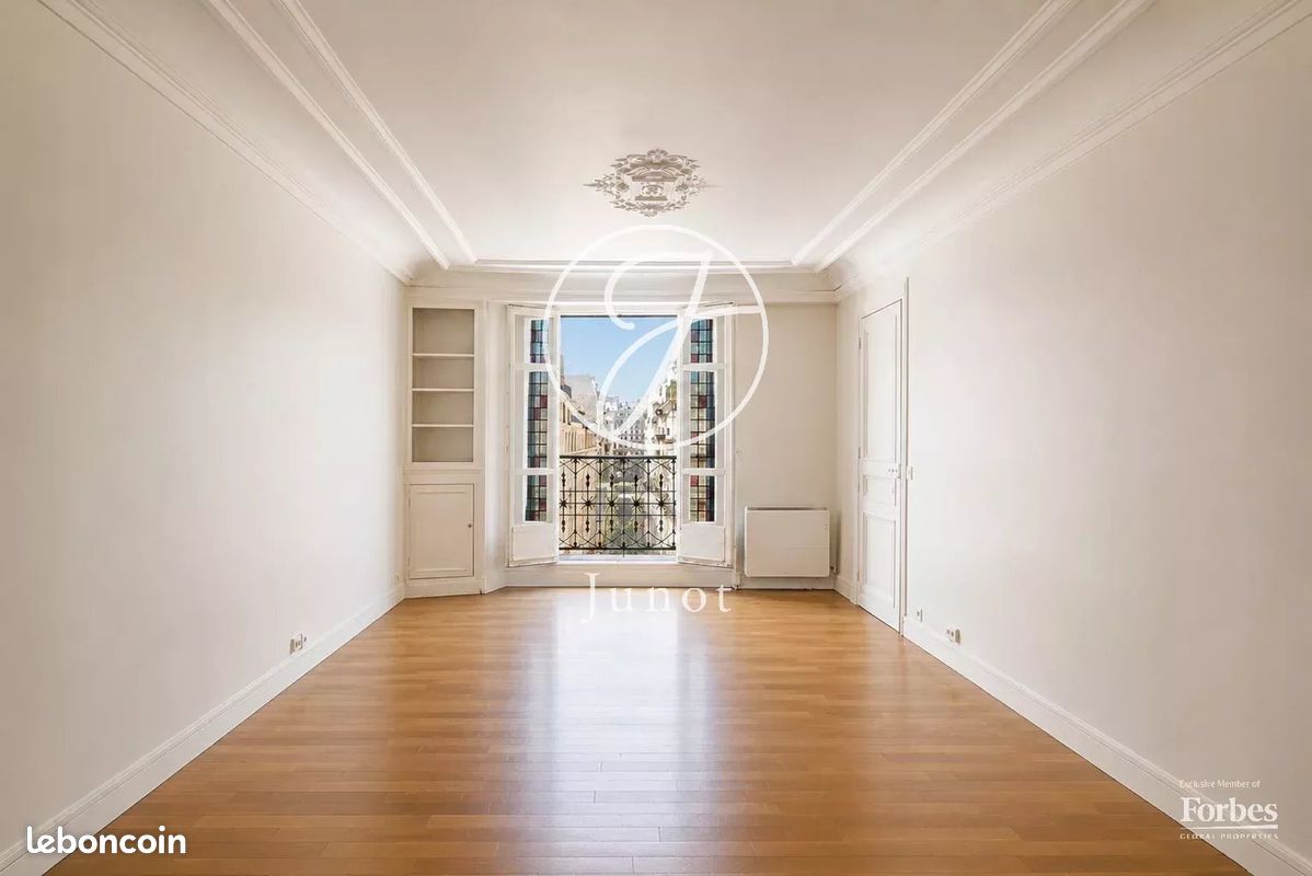 Appartement 4 pièces 92 m² · à Paris · 92 m² · 895 000 €