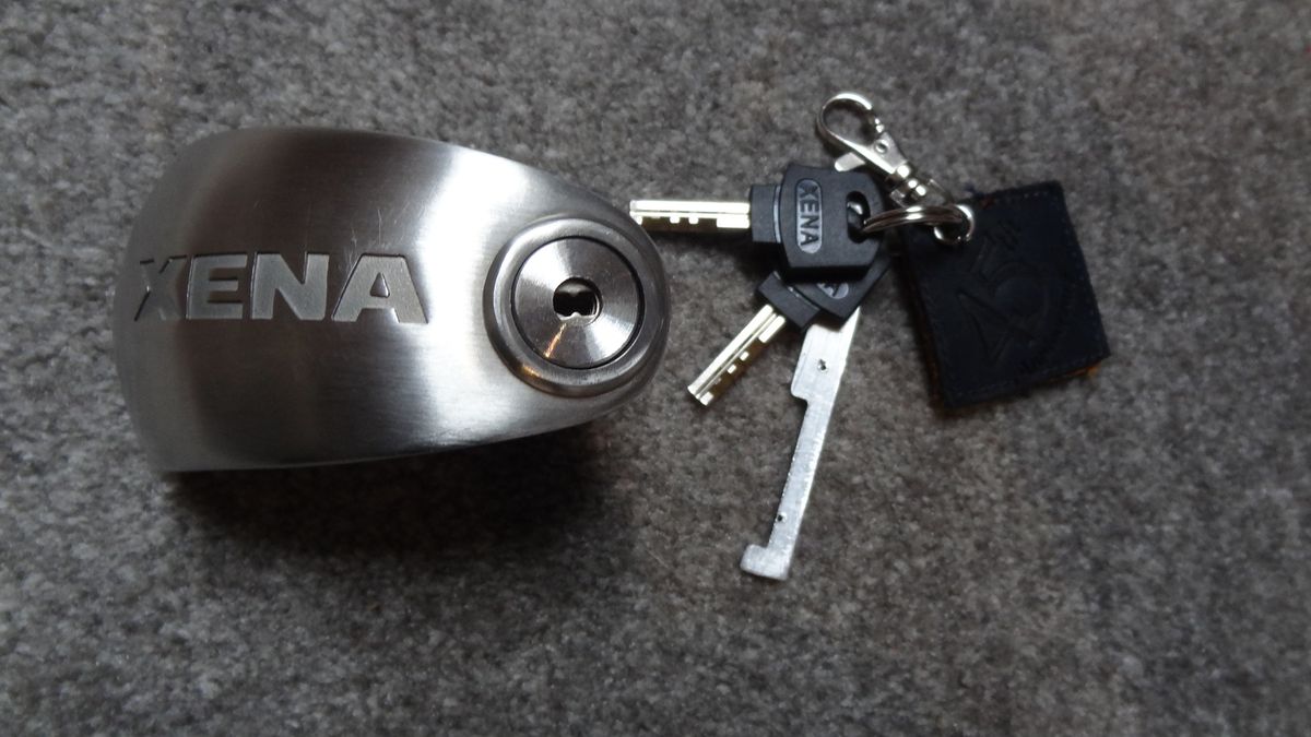 XENA - Antivol moto bloque disque alarme 120 DB - XX15 Acier 14mm -  Homologué SRA