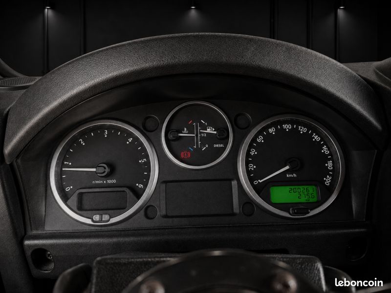 Land-rover DEFENDER 110 CREW CAB SE (image 7)