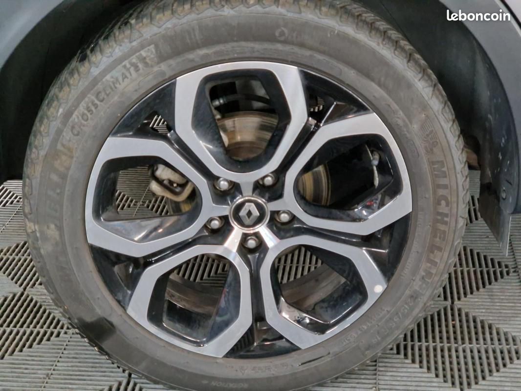 Renault Arkana E-Tech hybride 145 - 22 Techno (image 3)
