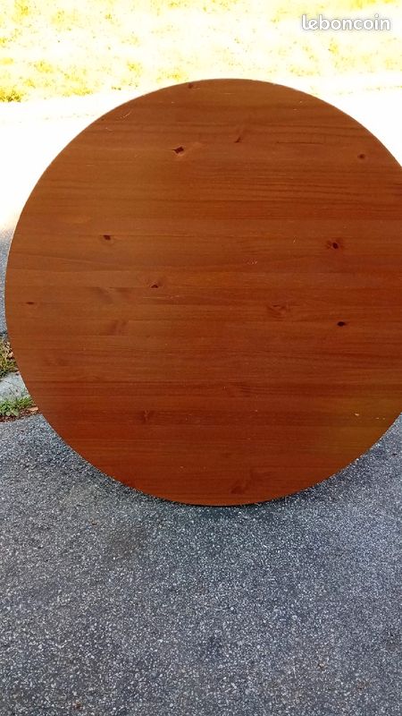 Table (image 1)