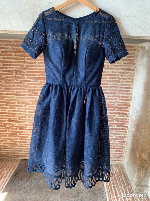 Robe de soirée bleu marine Chi Chi London - taille 38 (image 1)