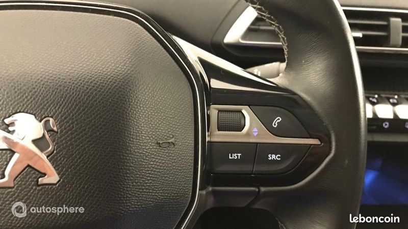 Peugeot 3008 1.2 PureTech 130ch Allure S&S (image 25)