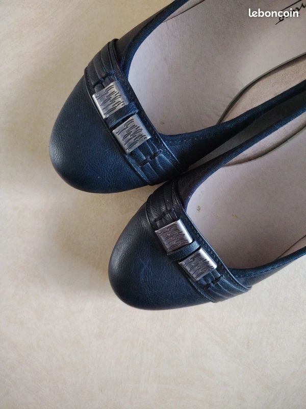 Escarpins noires Confortissimo pointure 40 (image 7)