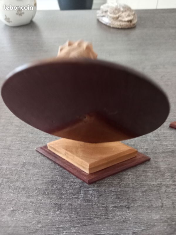 Sculpture artisanale (image 2)