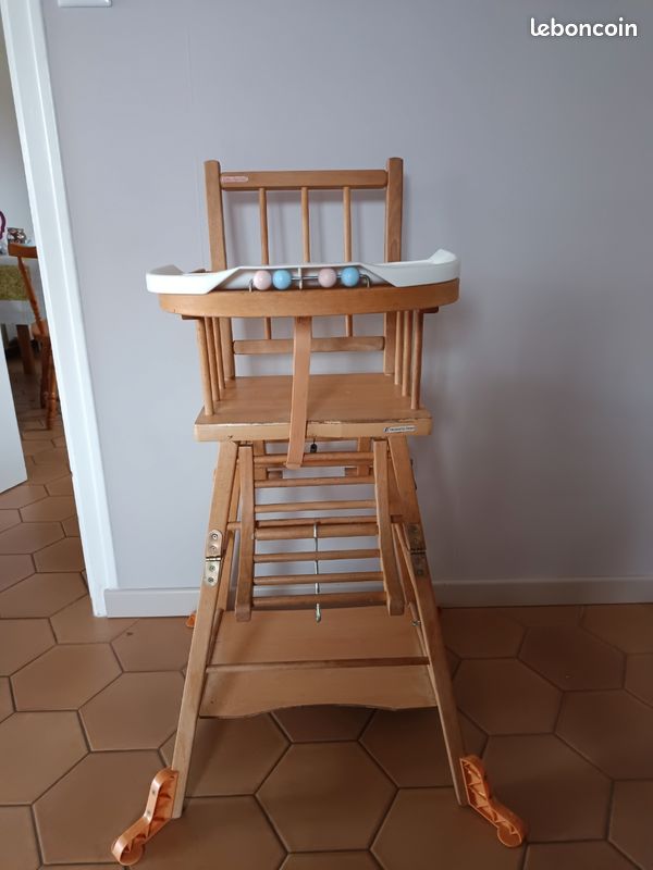 Chaise haute bois (image 1)