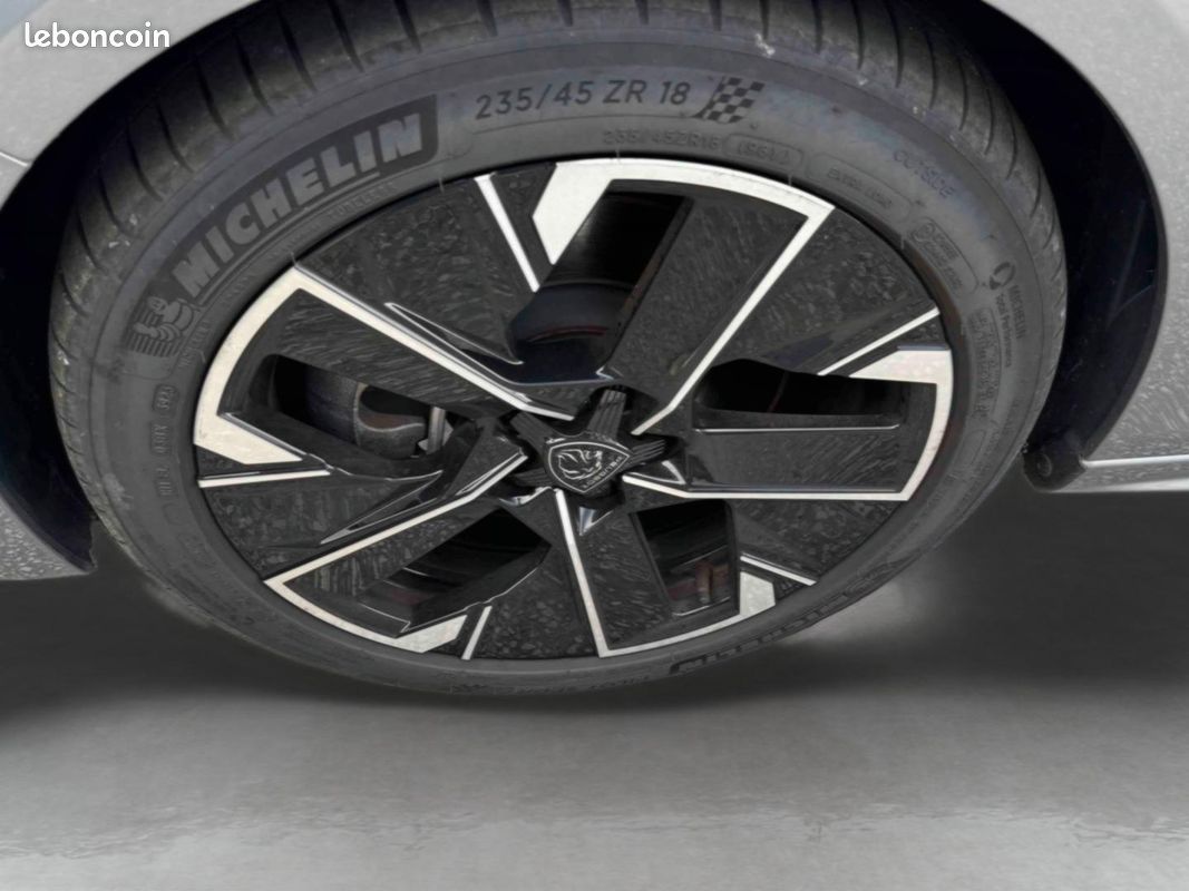Peugeot 508 SW Hybrid 225ch GT e-EAT8 TOIT OUVRANT CHARGEUR EMBARQUE 7.4KW (image 25)