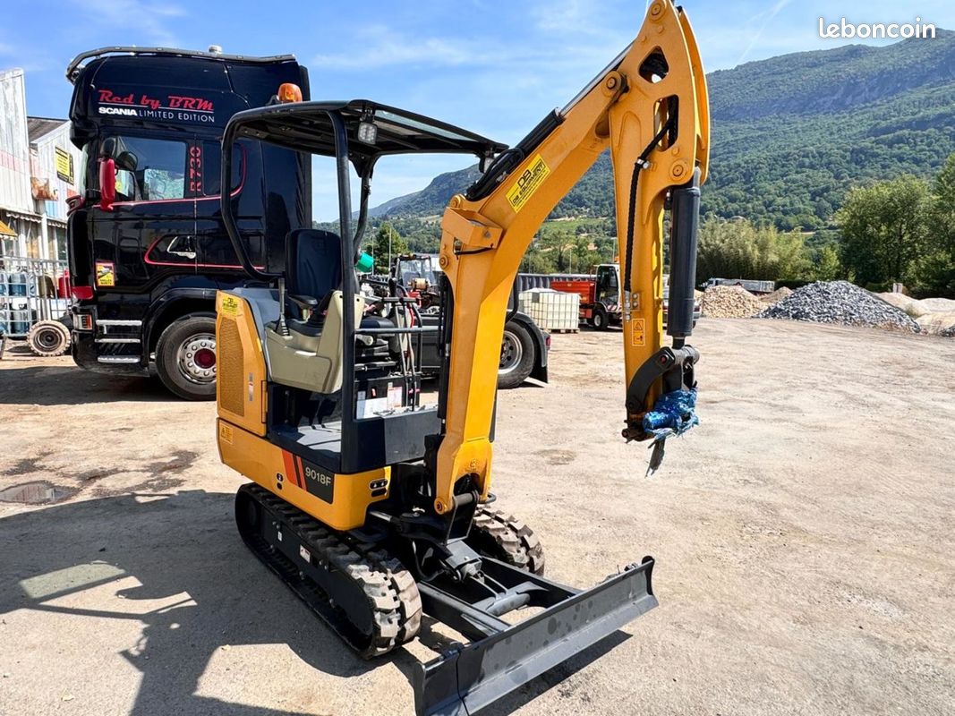 LiuGong 9018F Mini-pelle sur chenilles 1,8T (image 7)