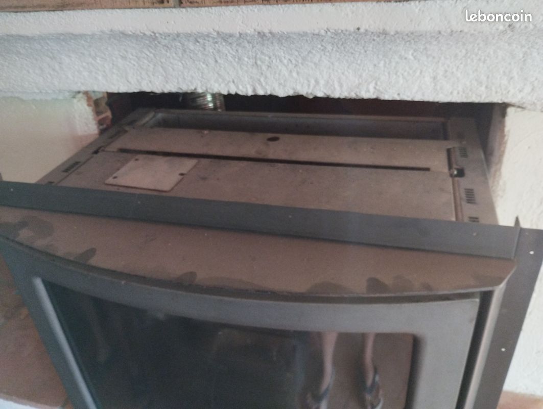 Insert a pellet (image 3)