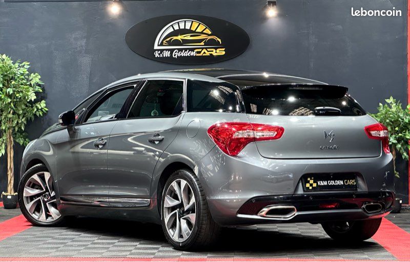 Citroën DS5 2.0HDI 163Ch - Sport Chic - Boite Automatique - Caméra de Recul - Sièges Cuir & Massants & Électriques - Affichage tête Haute (image 5)