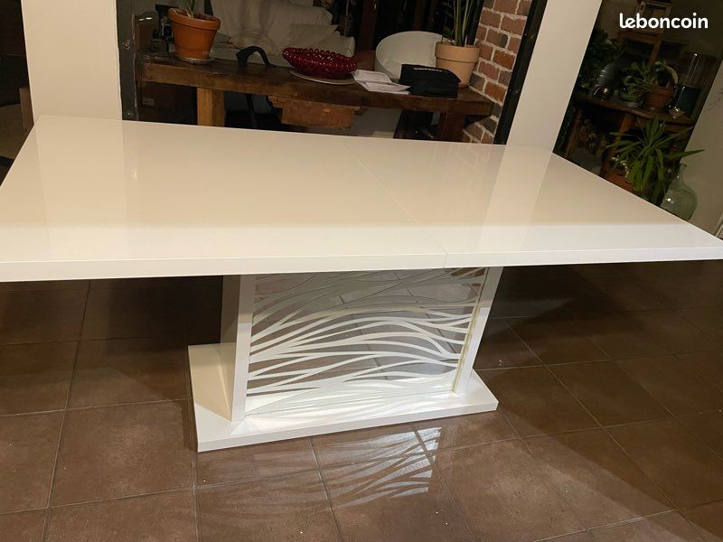 Table salle à manger (image 1)