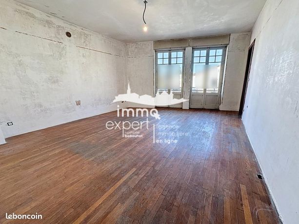 Propriété 8 pièces 213 m²