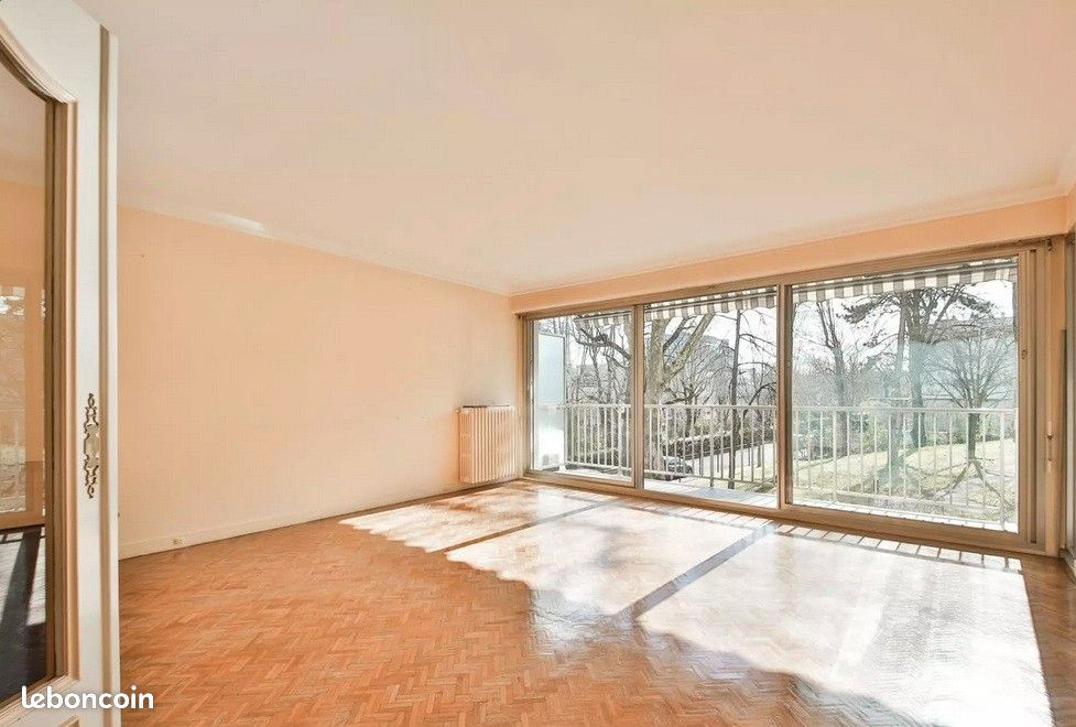 Appartement 3 pièces 77 m² · à Saint-Cloud · 77 m² · 485 000 €