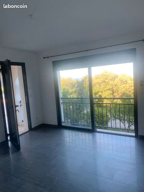 Appartement 2 pièces 45 m² · à San-Martino-Di-Lota · 45 m² · 780 €