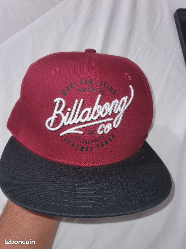 Casquette Billabong rouge et noir (image 1)