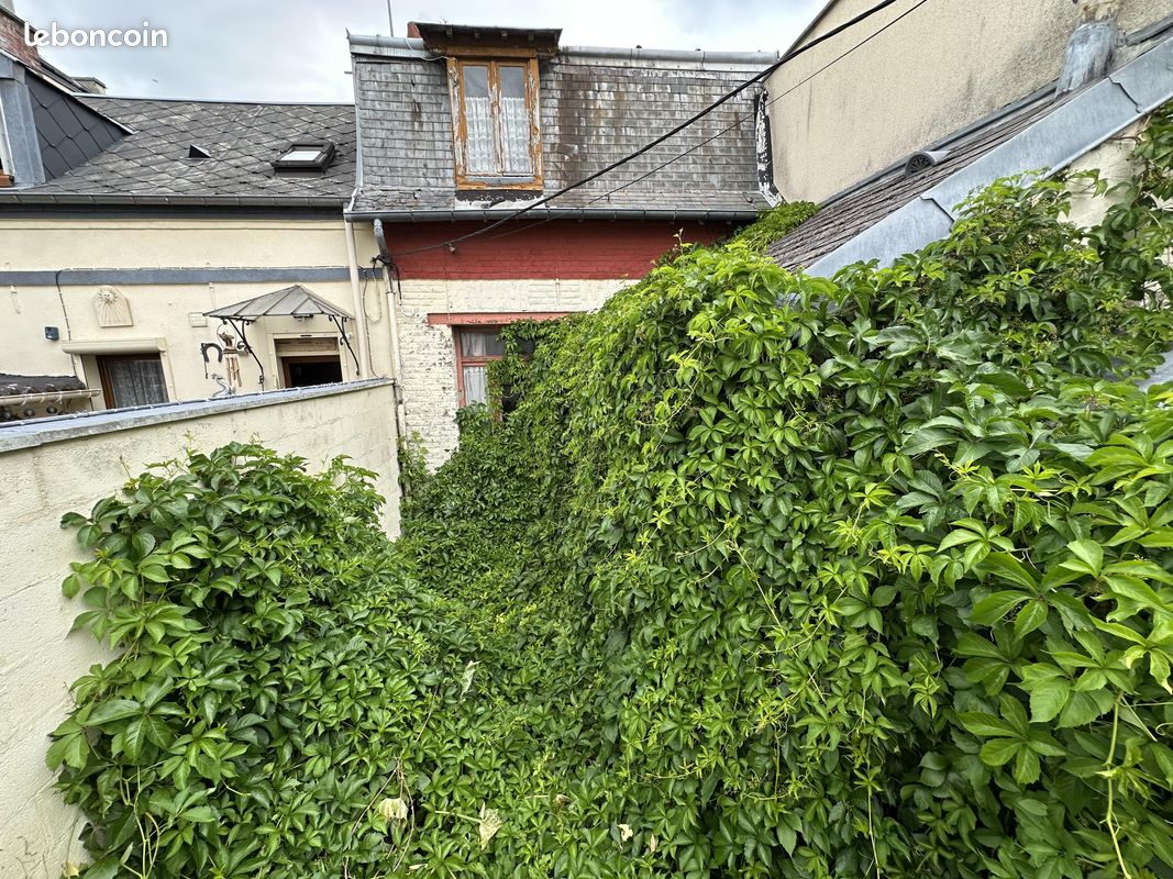 Maison 2 pièces 45 m² · à Saint-Quentin · 45 m² · 24 000 €