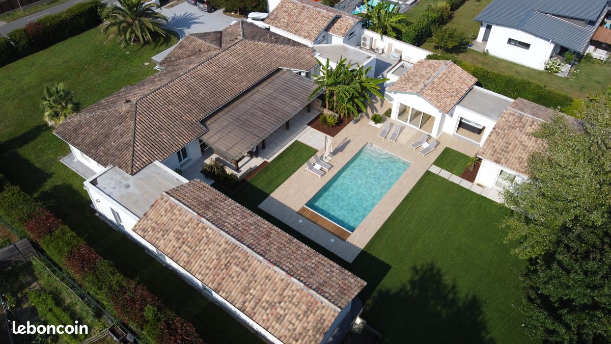Villa 320m2 aux portes de Hossegor 6 suites SPA Piscine (image 1)