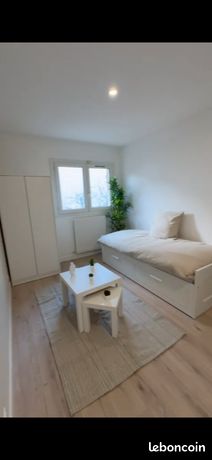 Studio meublé tout confort-coliving neuf-RER D