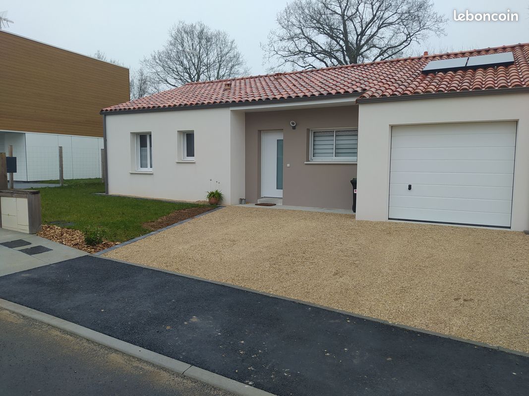 Maison 4 pièces 87 m² · à Mouilleron-le-Captif · 87 m² · 1 070 €