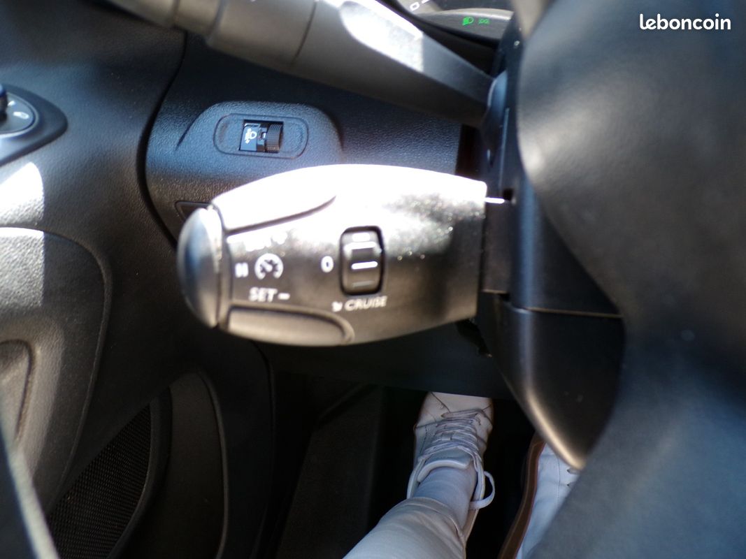 Citroën BERLINGO FOURGON Club M 1.5 HDI 100CH (image 13)