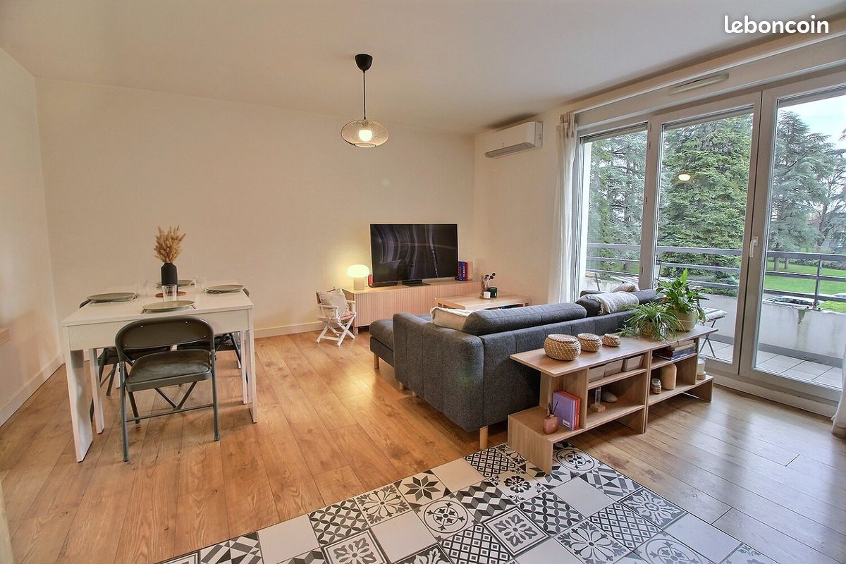 Appartement 3 pièces 61 m² · à Décines-Charpieu · 61,2 m² · 249 000 €