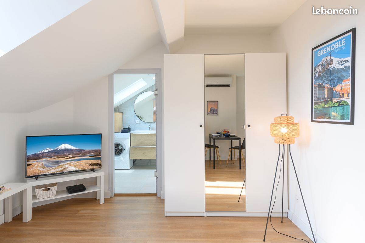Appartement 1 pièce 25 m² · à Grenoble · 25 m² · 590 €