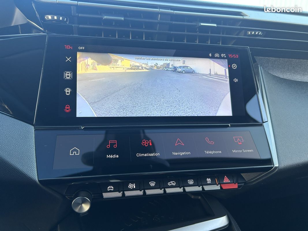 Peugeot 308 SW Allure BVM 6 130 CV 2024 {1ER Main - 15.600KM - CAMERA 360° - SIEGES AGR CONFORT } (image 28)