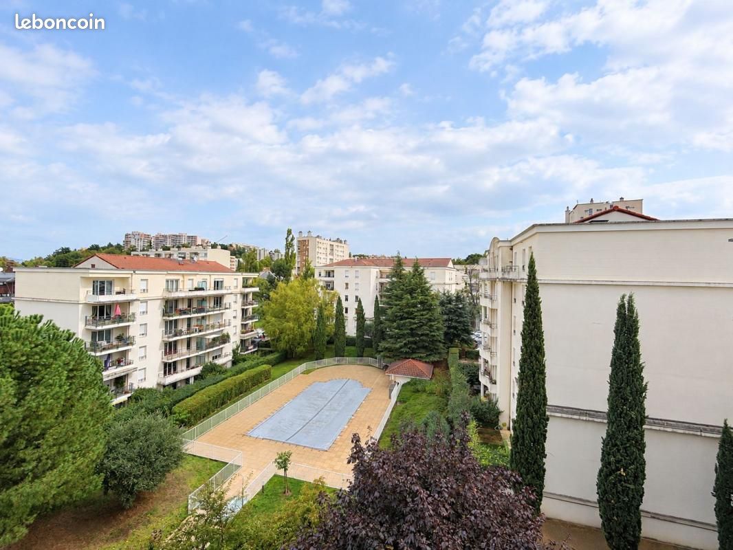 Appartement 2 pièces 41 m² · à Tassin-la-Demi-Lune · 41 m² · 205 000 €