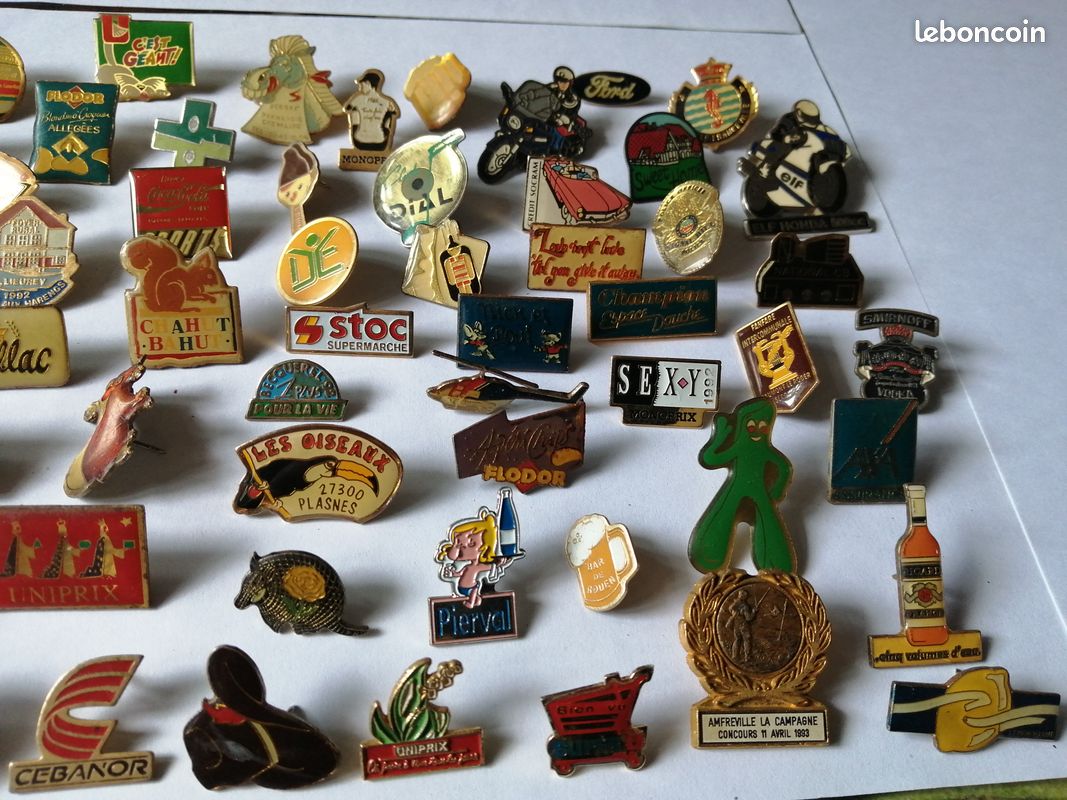 Lots de 72 pin's de divers modèles (image 3)
