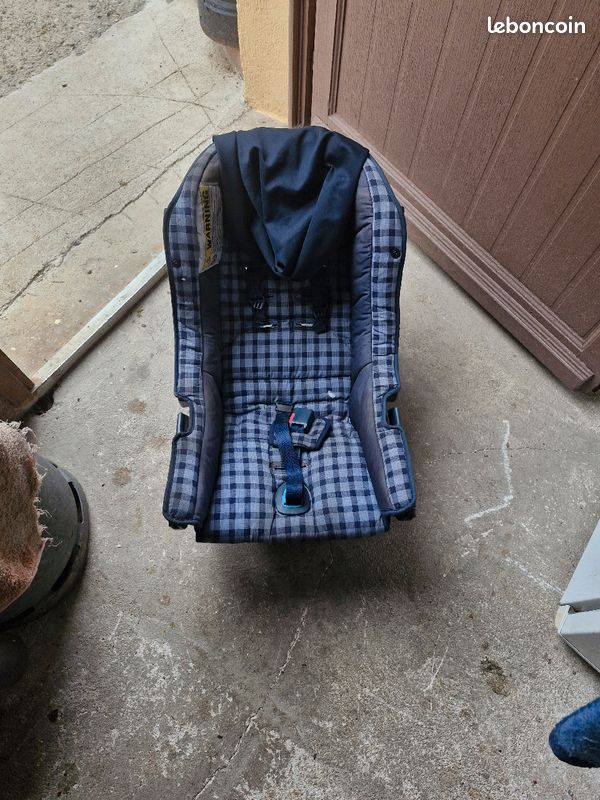 Siège auto bébé (image 1)