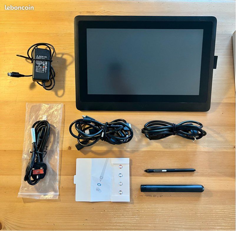 Tablette Graphique Wacom Cintiq 16 + Stylet Pro Pen 2 - Tablettes & Liseuses