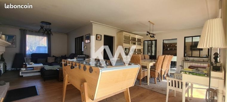 Maison 8 pièces 183 m²
