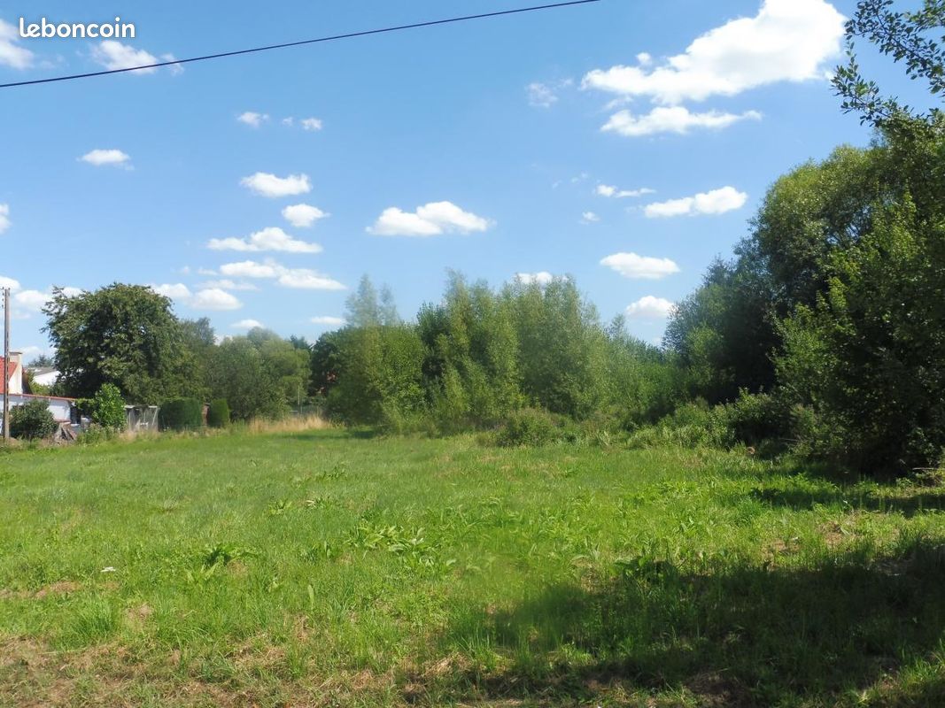 Terrain 2306 m² · à Honnecourt-sur-Escaut · 2 306 m² · 49 320 €