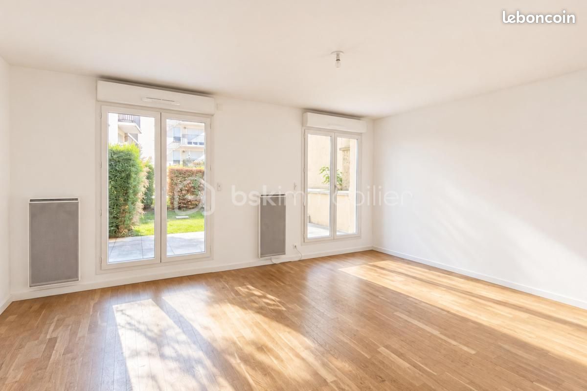 Appartement 2 pièces 62 m² · à Saint-Cyr-l'École · 62 m² · 320 000 €