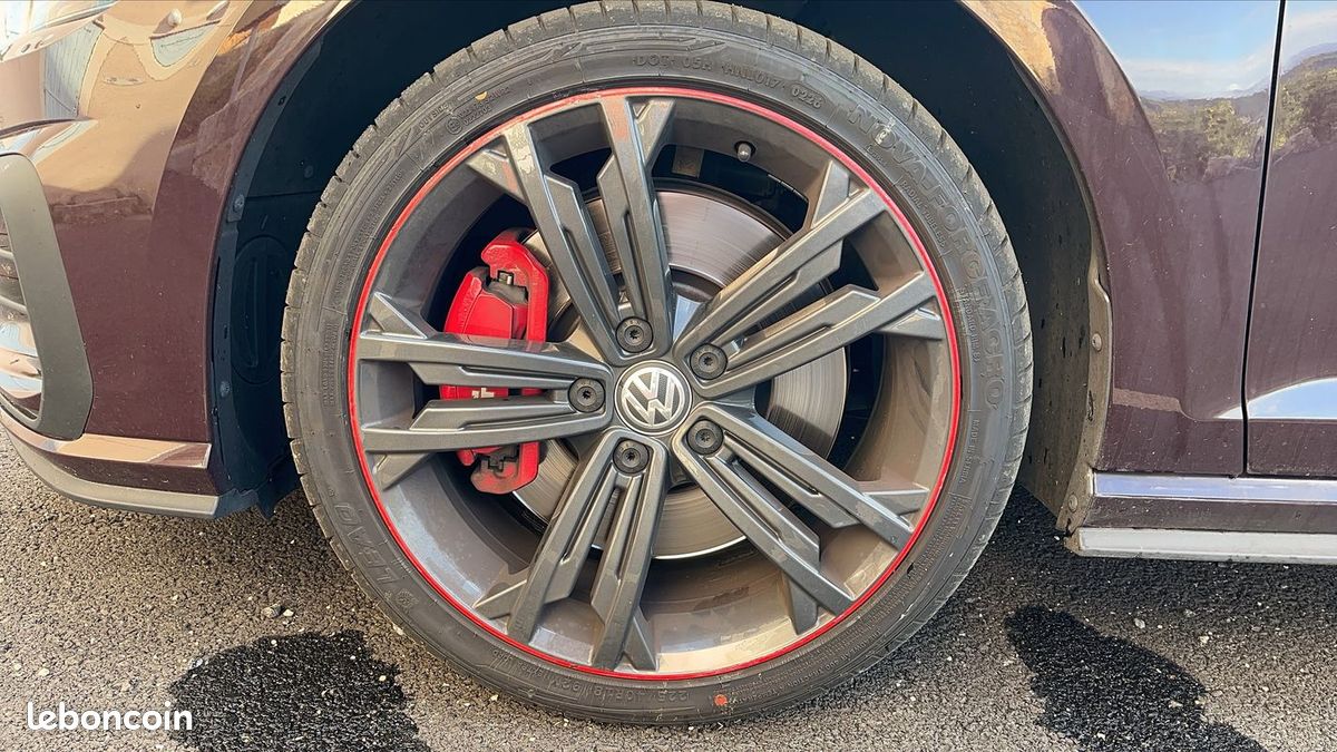 Volkswagen Golf GTI VII 2.0 TSI 245 DSG7 Performance (image 18)