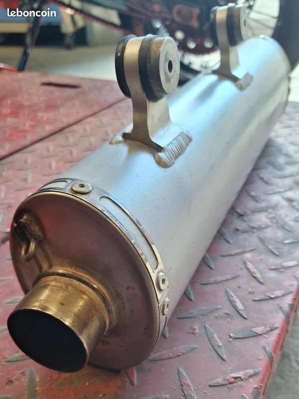 Silencieux D'échappement Pour Husqvarna TC 250 (modèle 2006) - Pièce D'occasion En état De Fonctionnement