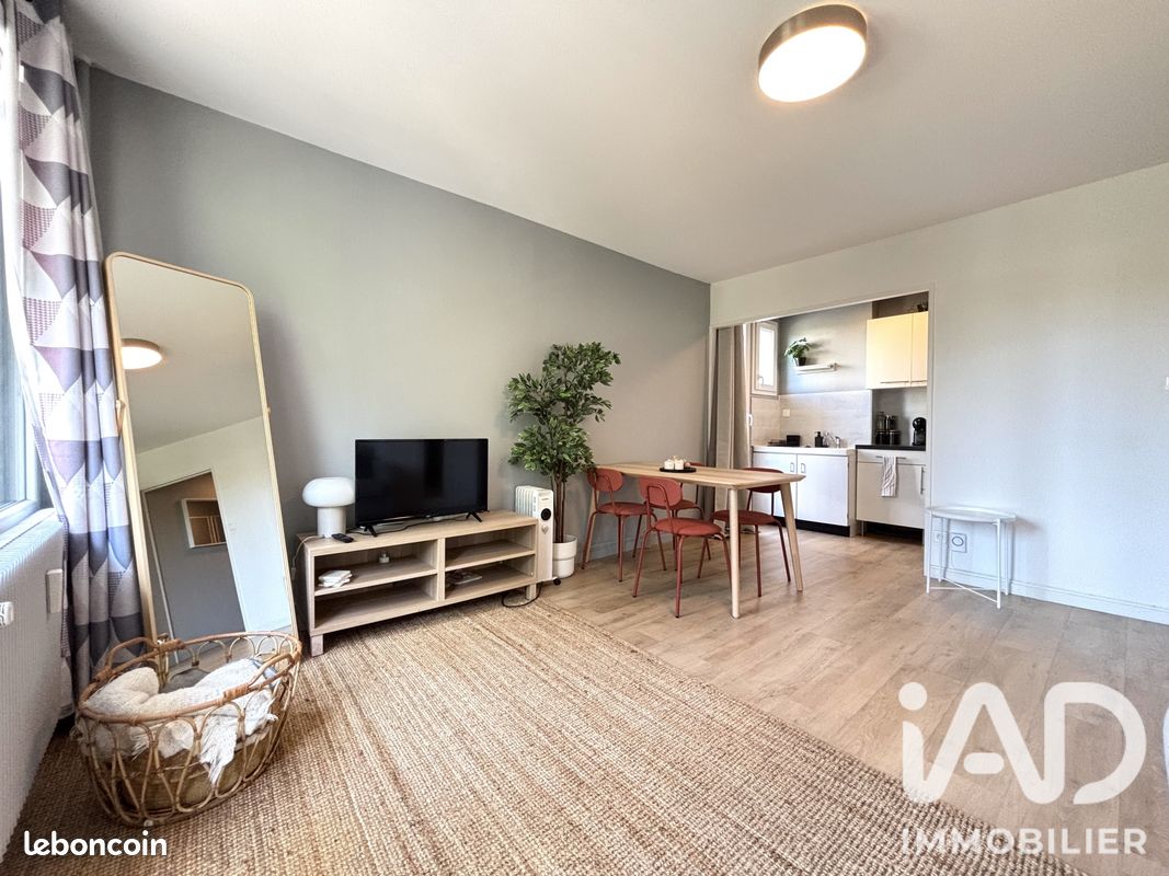 Appartement 1 pièce 31 m² · à Saint-Étienne · 31 m² · 550 €