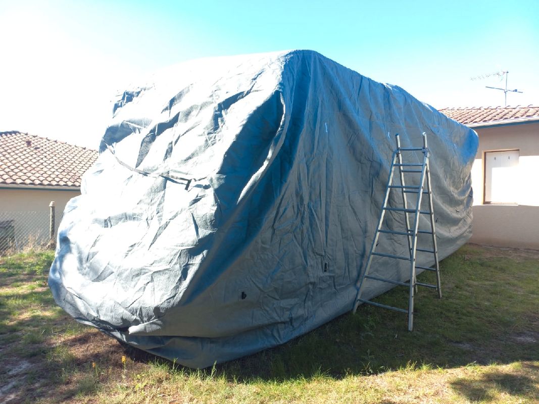 Bâche 4 saisons camping-car intégral - Équipement caravaning