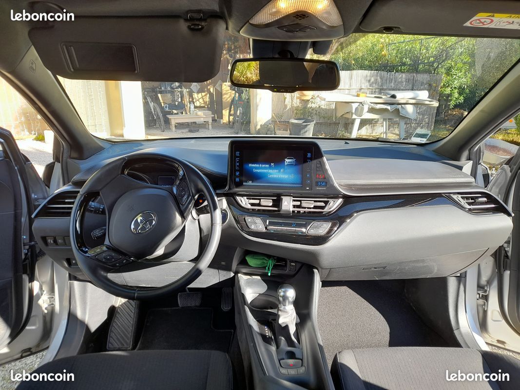 Location Voiture hybride (image 1)